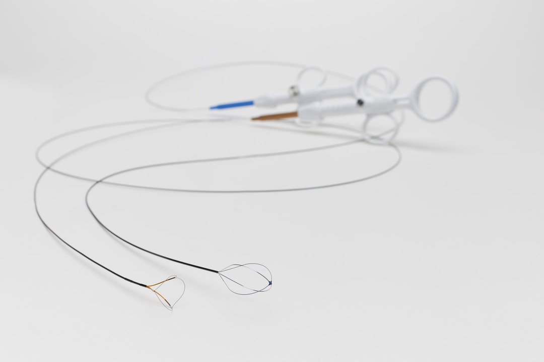 a close up of a string