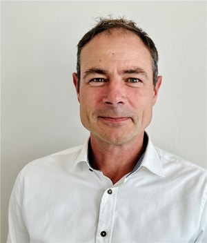 a person in a white shirt