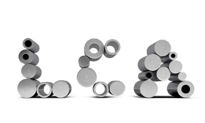 flera cylindriska föremål placerade i en rad