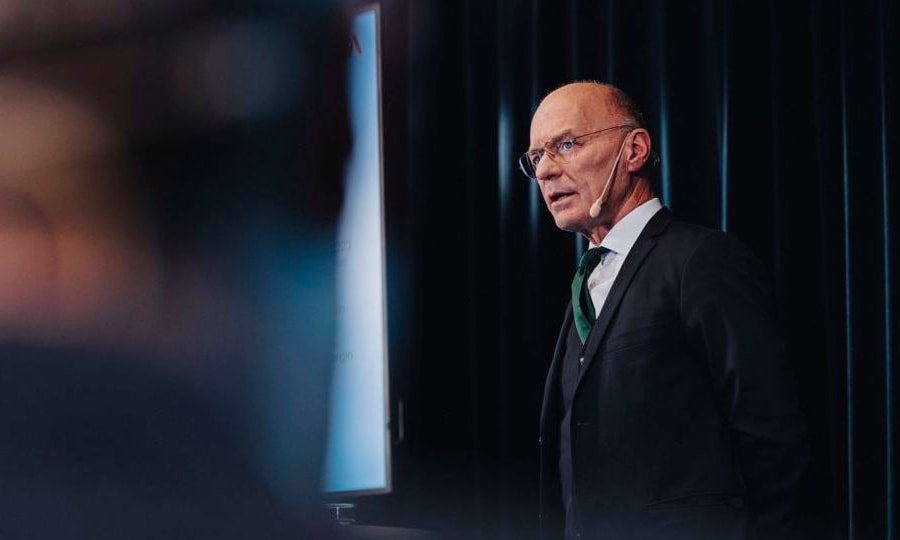 a person in a suit and tie